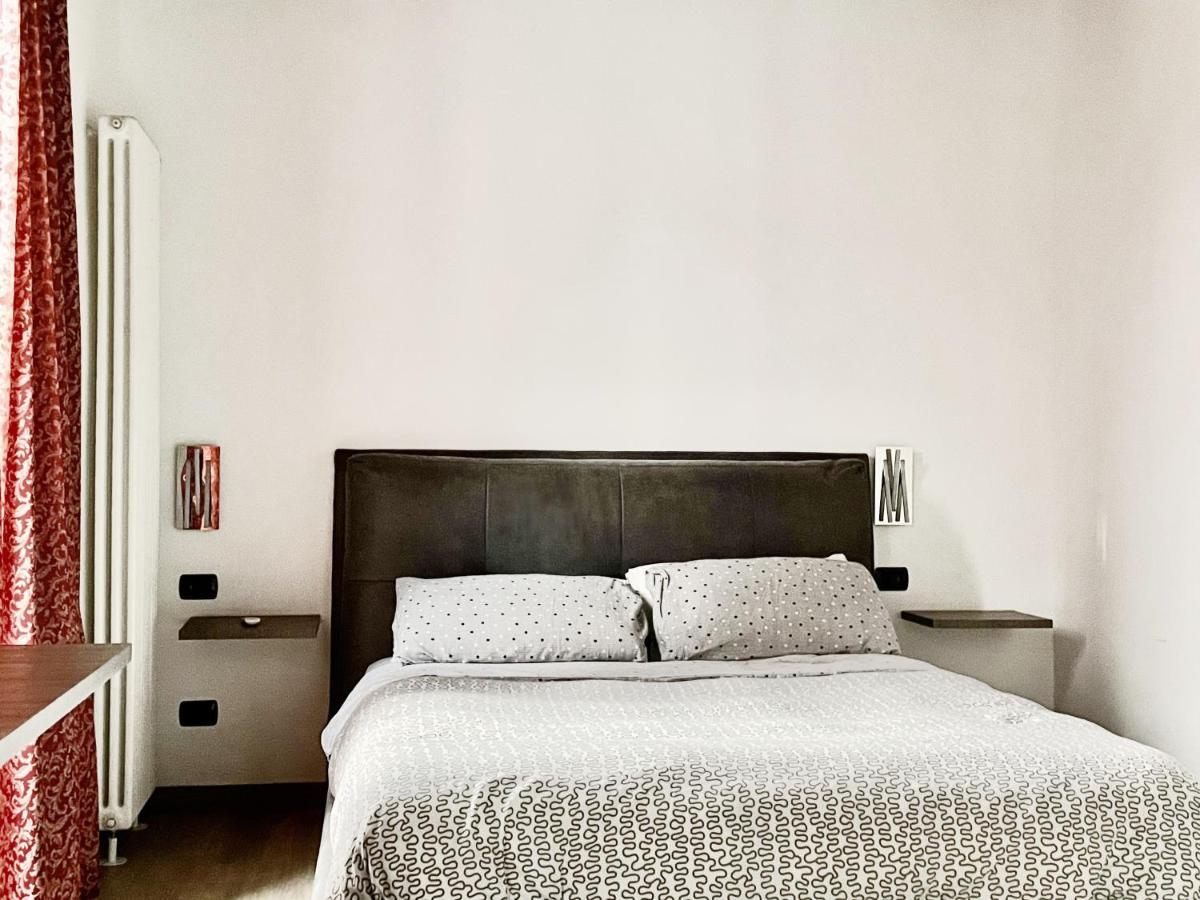 Poste Regie - Milan Guest House Buitenkant foto